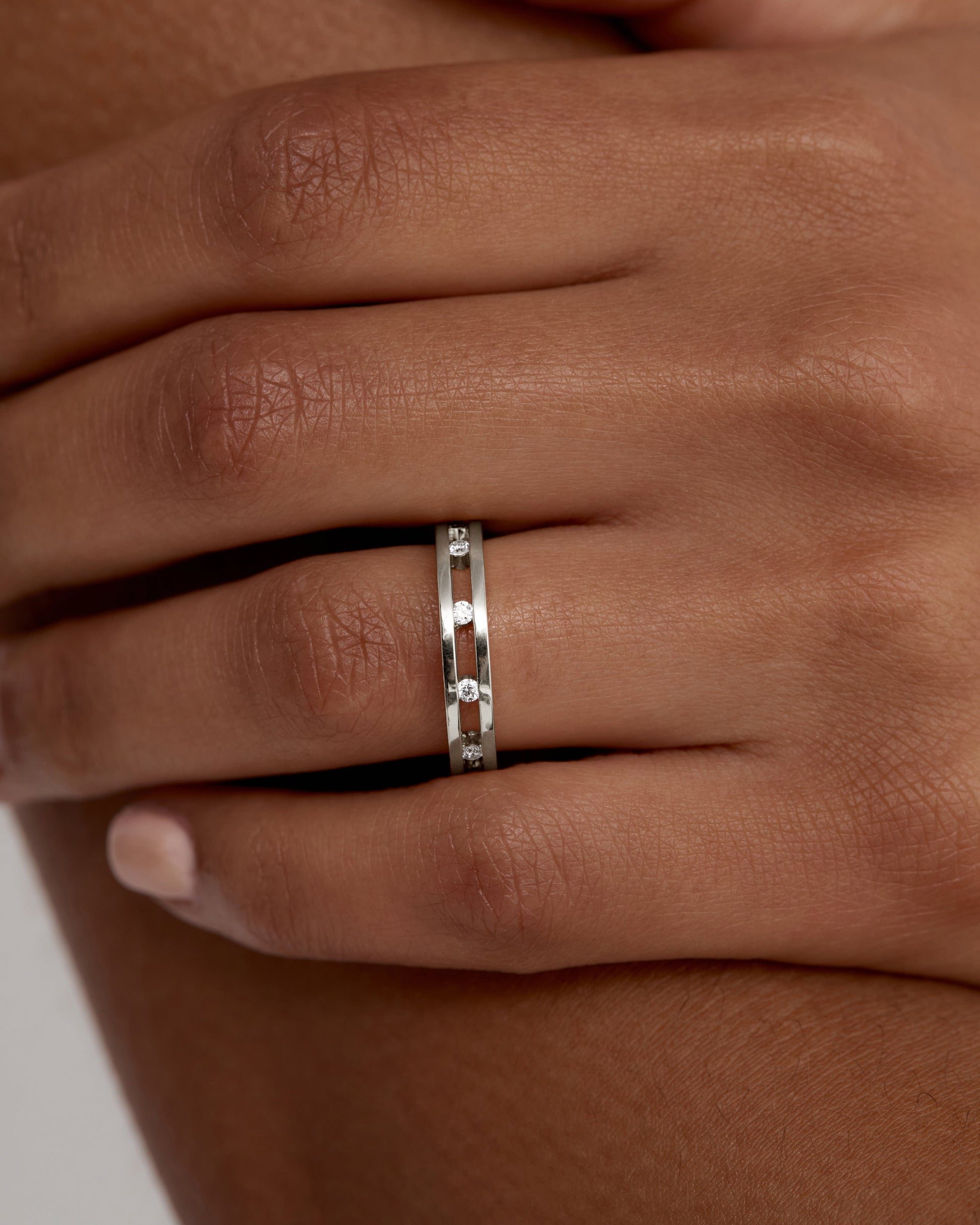 Elegant 0.50 TCW Round Lab Grown Diamond Floating Wedding Band 2