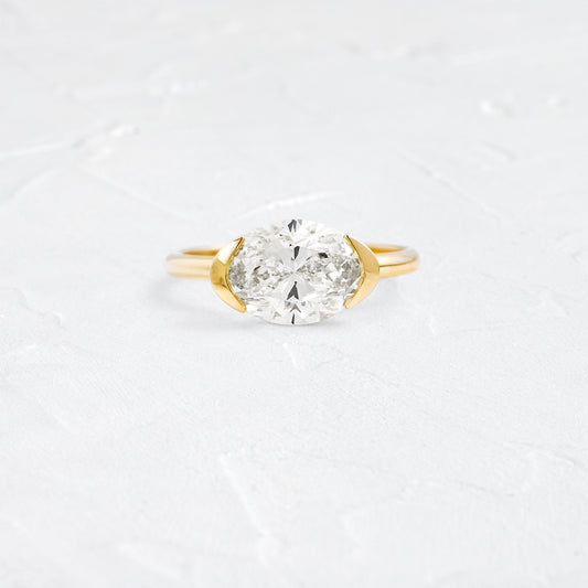 Solitaire-Oval Lab Grown Diamond Engagement Ring