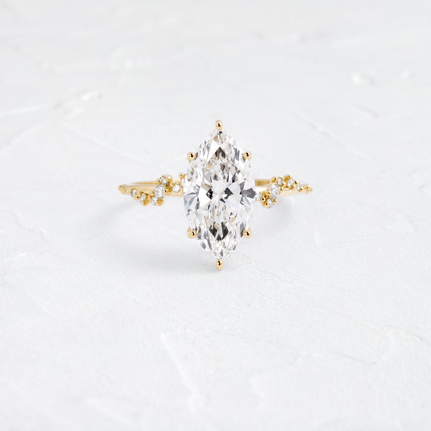 Solitaire-Oval Lab Grown Diamond Engagement Ring