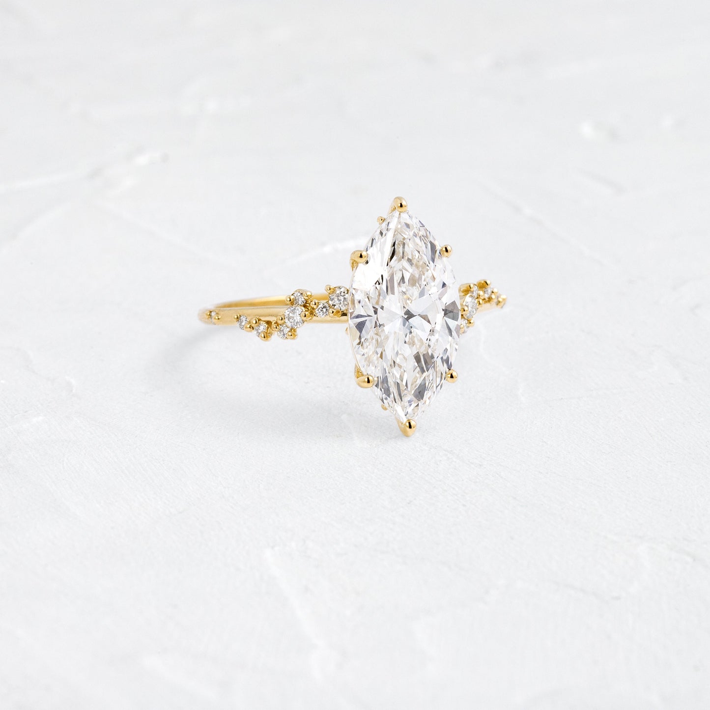 Solitaire-Oval Lab Grown Diamond Engagement Ring