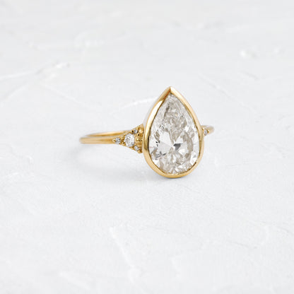 Bezel & Cluster Style-Pear Lab Grown Diamond Engagement Ring