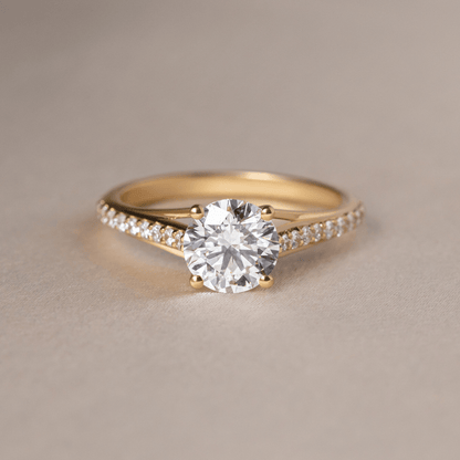 Solitaire-Oval Lab Grown Diamond Engagement Ring