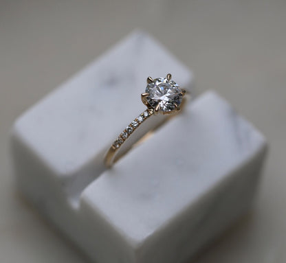1.0 CT Round Cut Pave CVD E/VS1 Diamond Engagement Ring 3