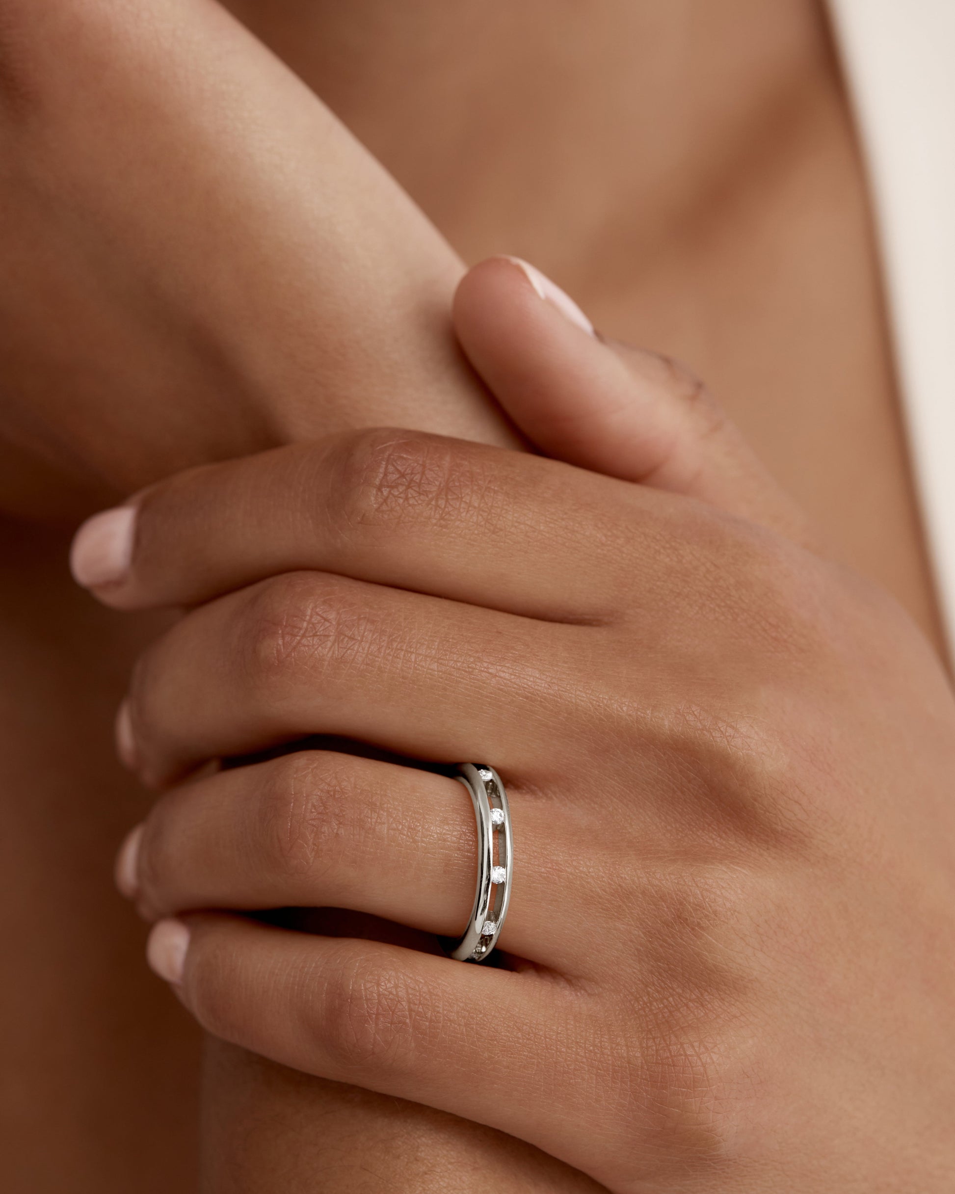 Elegant 0.50 TCW Round Lab Grown Diamond Wedding Band - Flush Setting 3