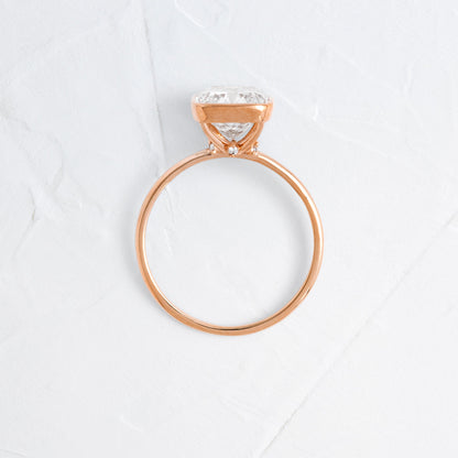 Solitaire-Oval Lab Grown Diamond Engagement Ring