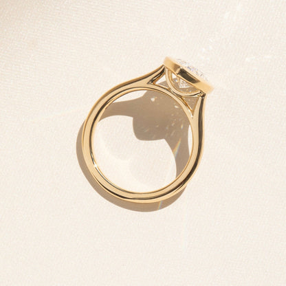 Solitaire-Oval Lab Grown Diamond Engagement Ring