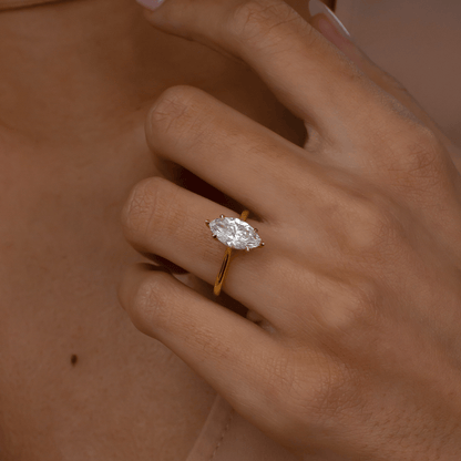 Solitaire-Oval Lab Grown Diamond Engagement Ring