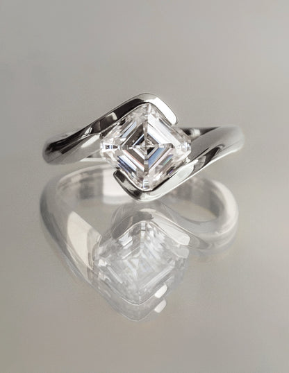 Solitaire-Oval Lab Grown Diamond Engagement Ring