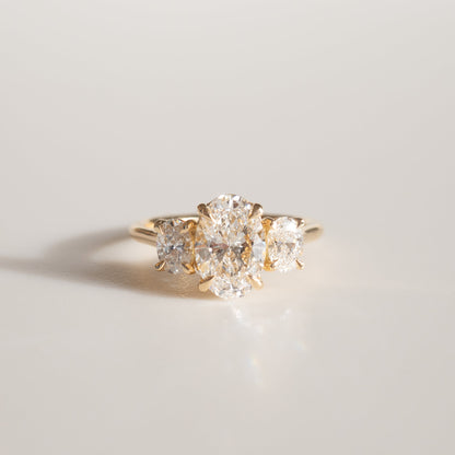 Solitaire-Oval Lab Grown Diamond Engagement Ring