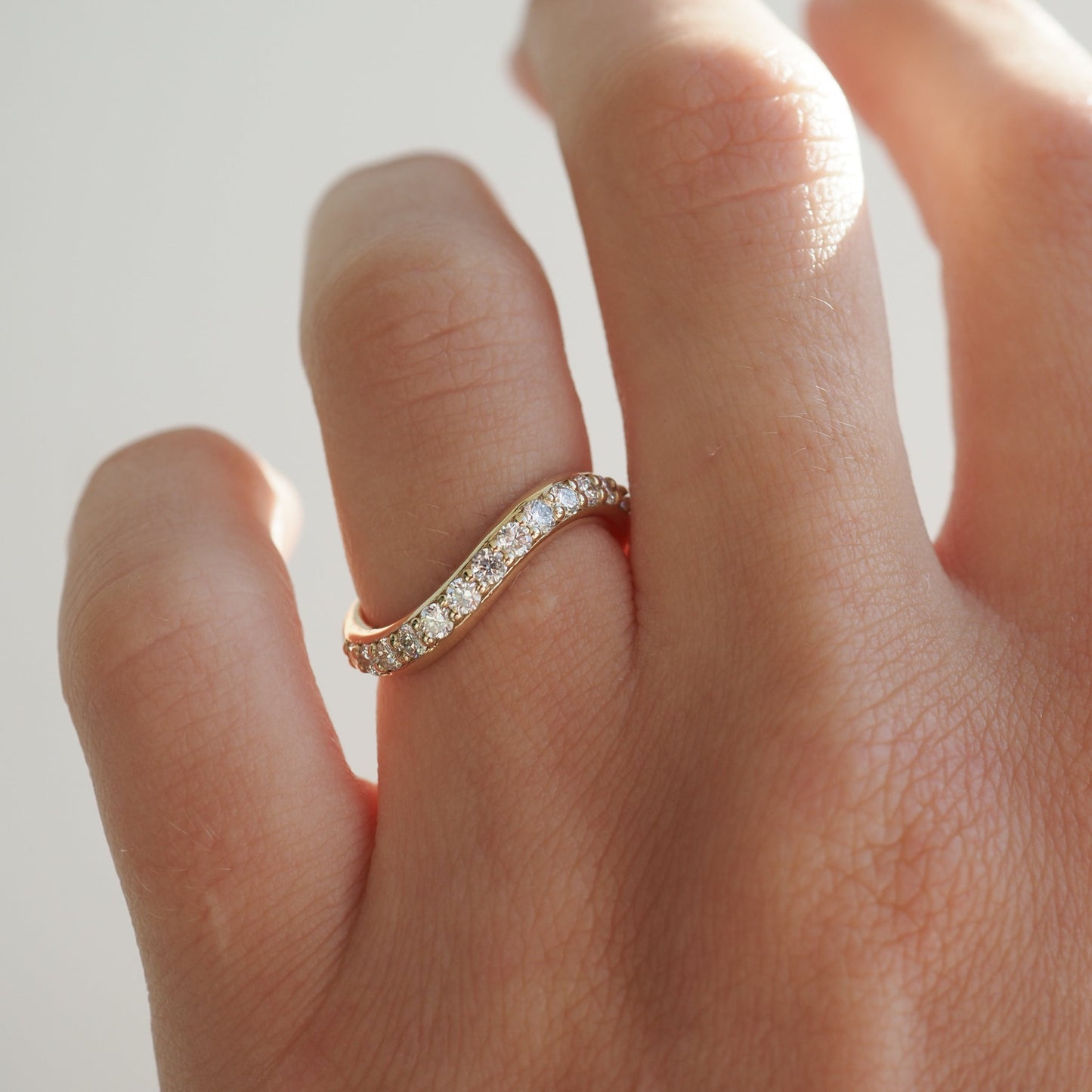 0.50 TCW Round Lab Grown Diamond Swirl Wedding Band 6