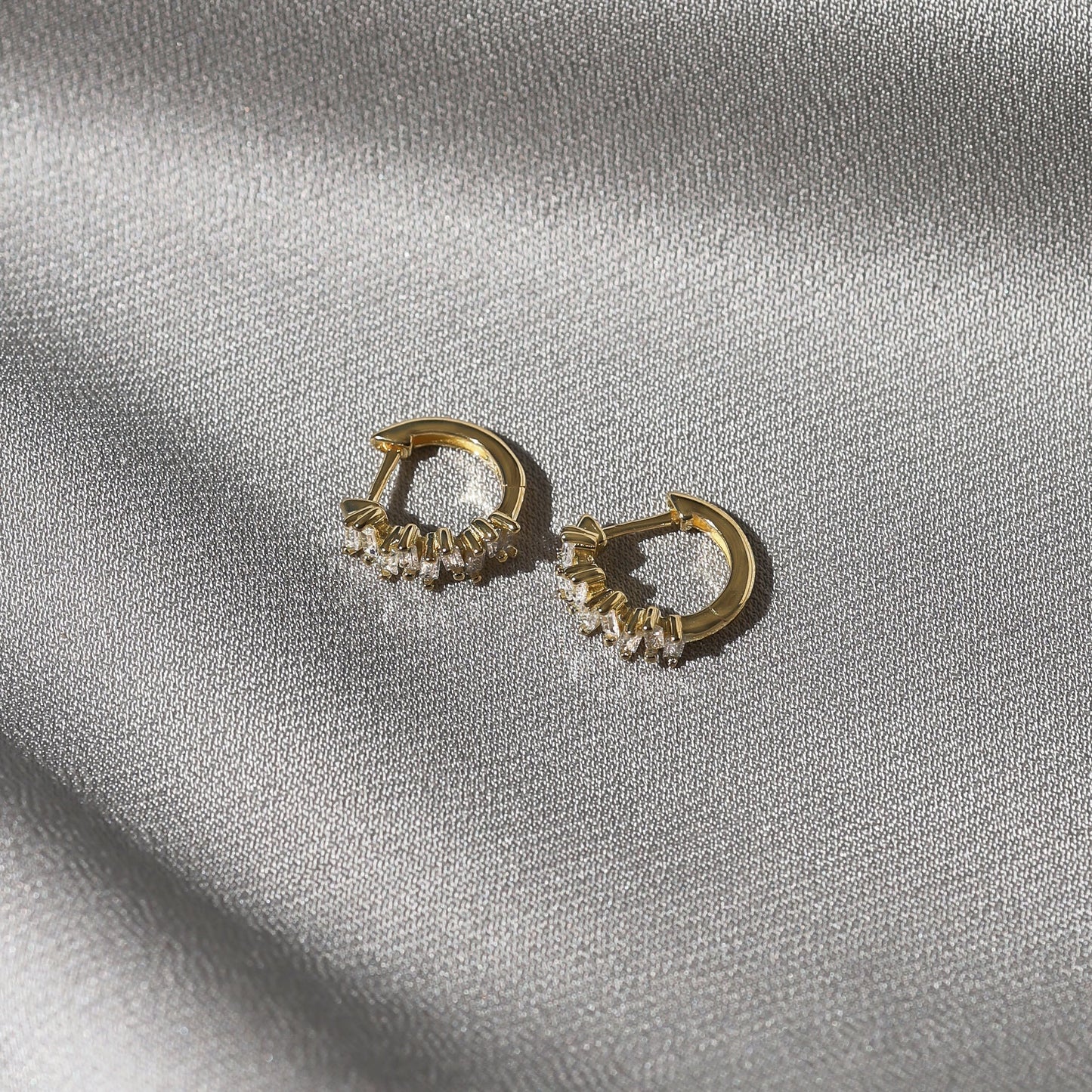 0.45 TCW Baguette Lab-Grown Diamond Gold Hoop Earrings 4