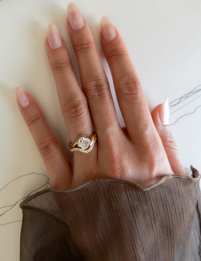 Solitaire Rapture & Pave Band- Oval Lab Grown Diamond Bridal Set
