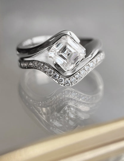 Solitaire Rapture & Pave Band- Oval Lab Grown Diamond Bridal Set