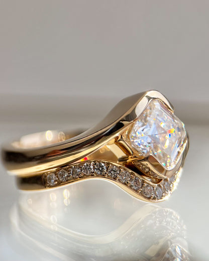 Solitaire Rapture & Pave Band- Oval Lab Grown Diamond Bridal Set
