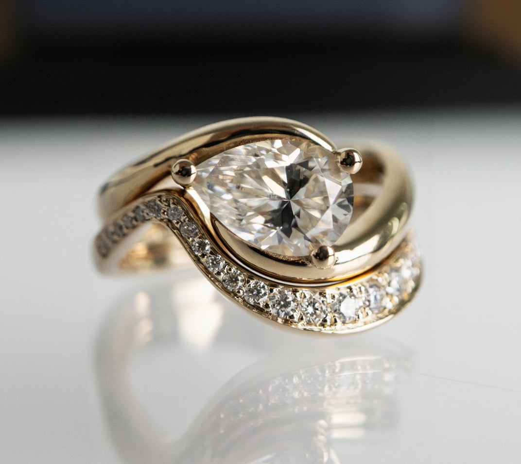 Solitaire Rapture & Pave Band- Oval Lab Grown Diamond Bridal Set