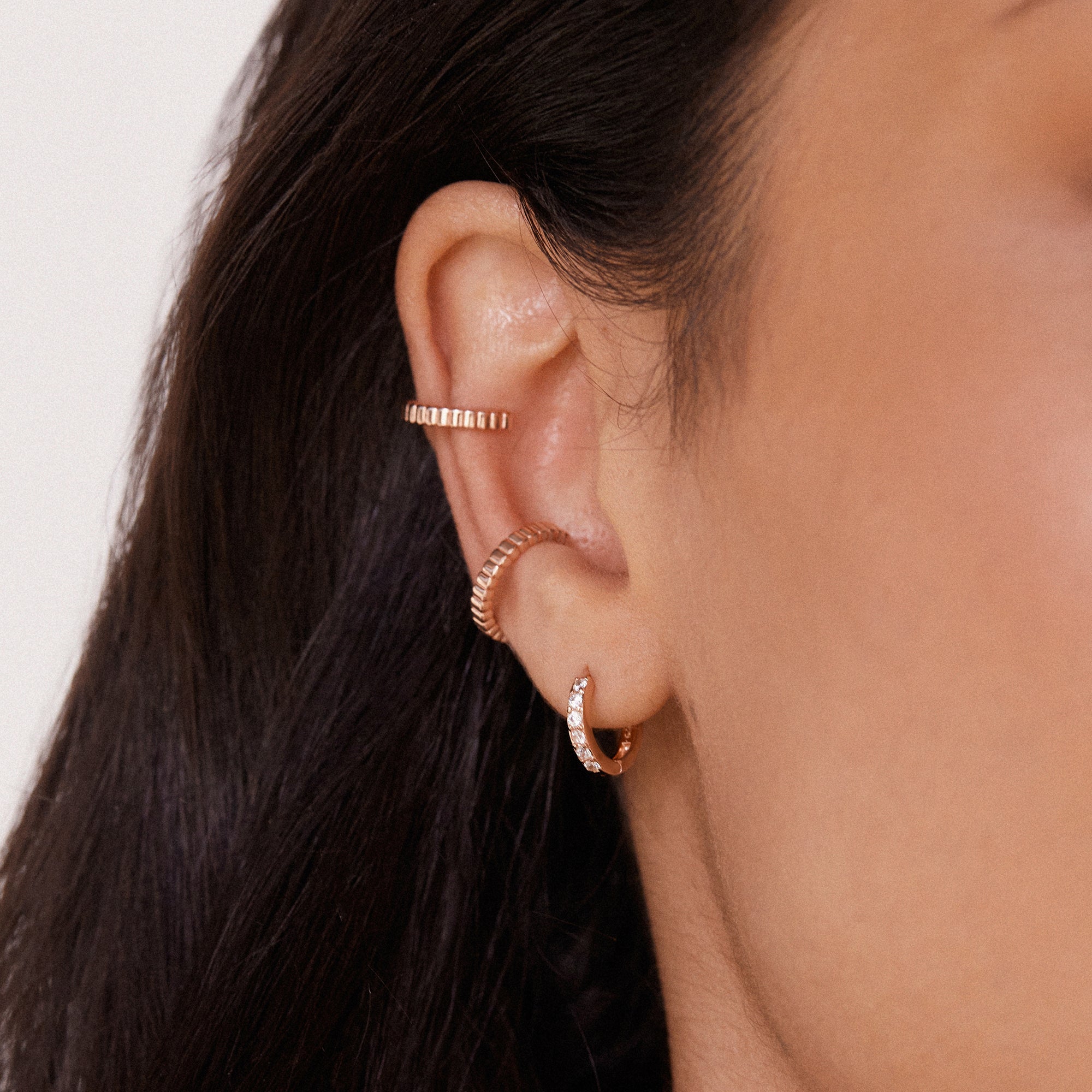 Elegant Textured Gold Hoop Earrings