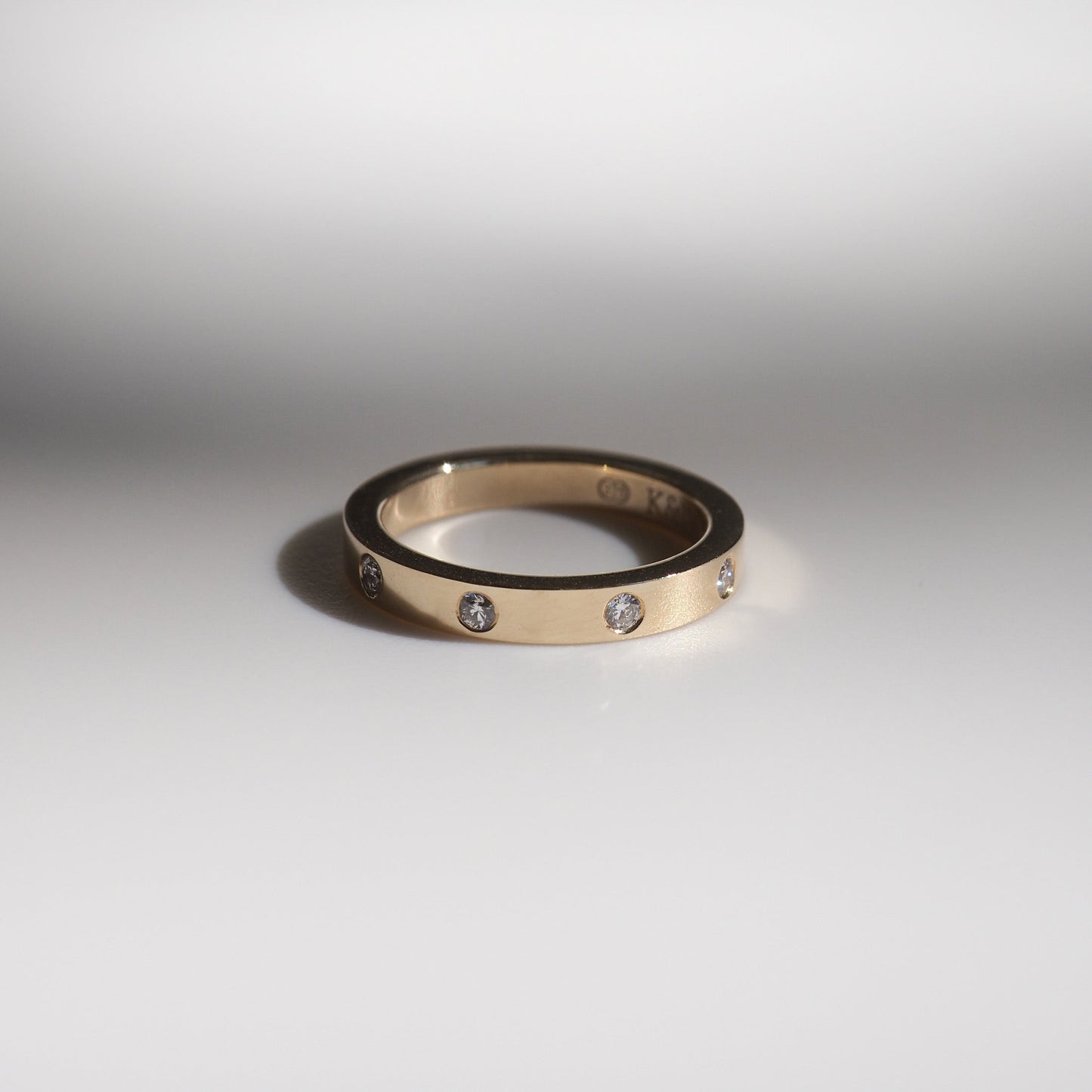 Elegant 0.50 TCW Round Lab Grown Diamond Wedding Band 2