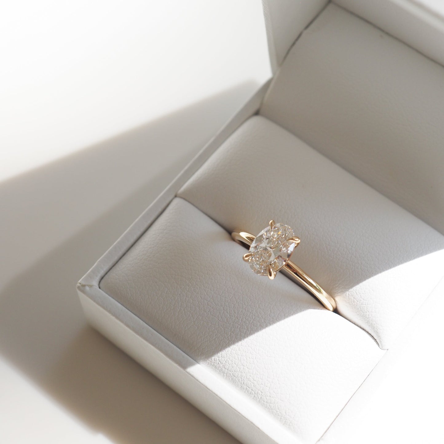 1.0 CT Oval Lab Grown Diamond Solitaire Engagement Ring in Classic Gold Setting 3
