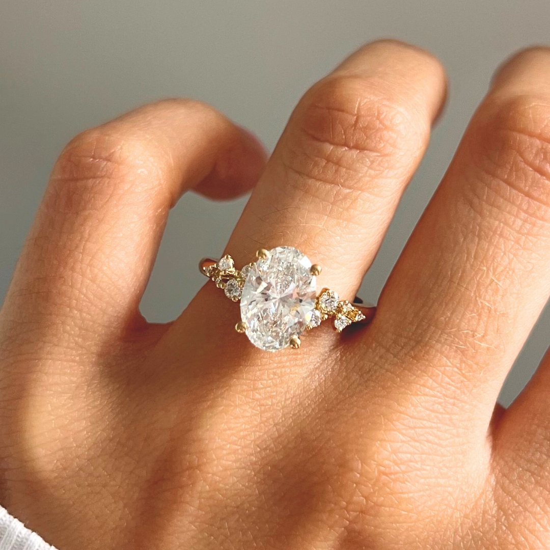 Solitaire-Oval Lab Grown Diamond Engagement Ring