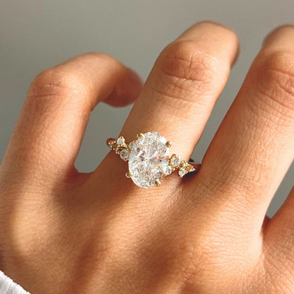 Solitaire-Oval Lab Grown Diamond Engagement Ring