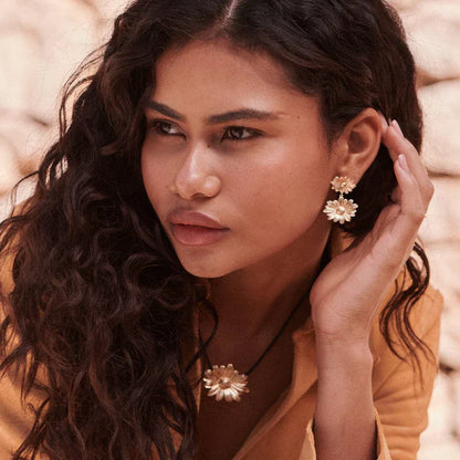 Golden Bloom Double Daisy Earrings 4