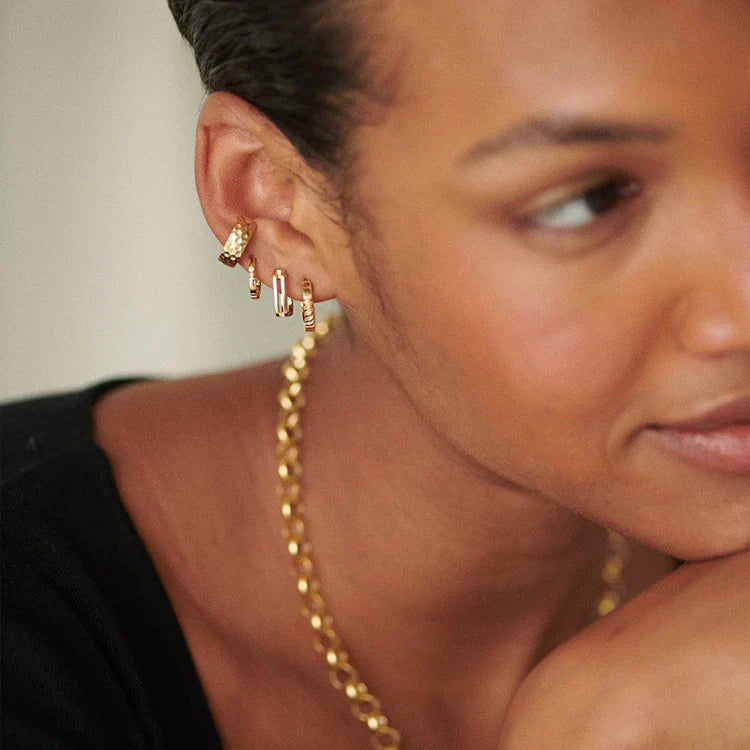 Elegant Dual-Band Square Hoop Earrings 3