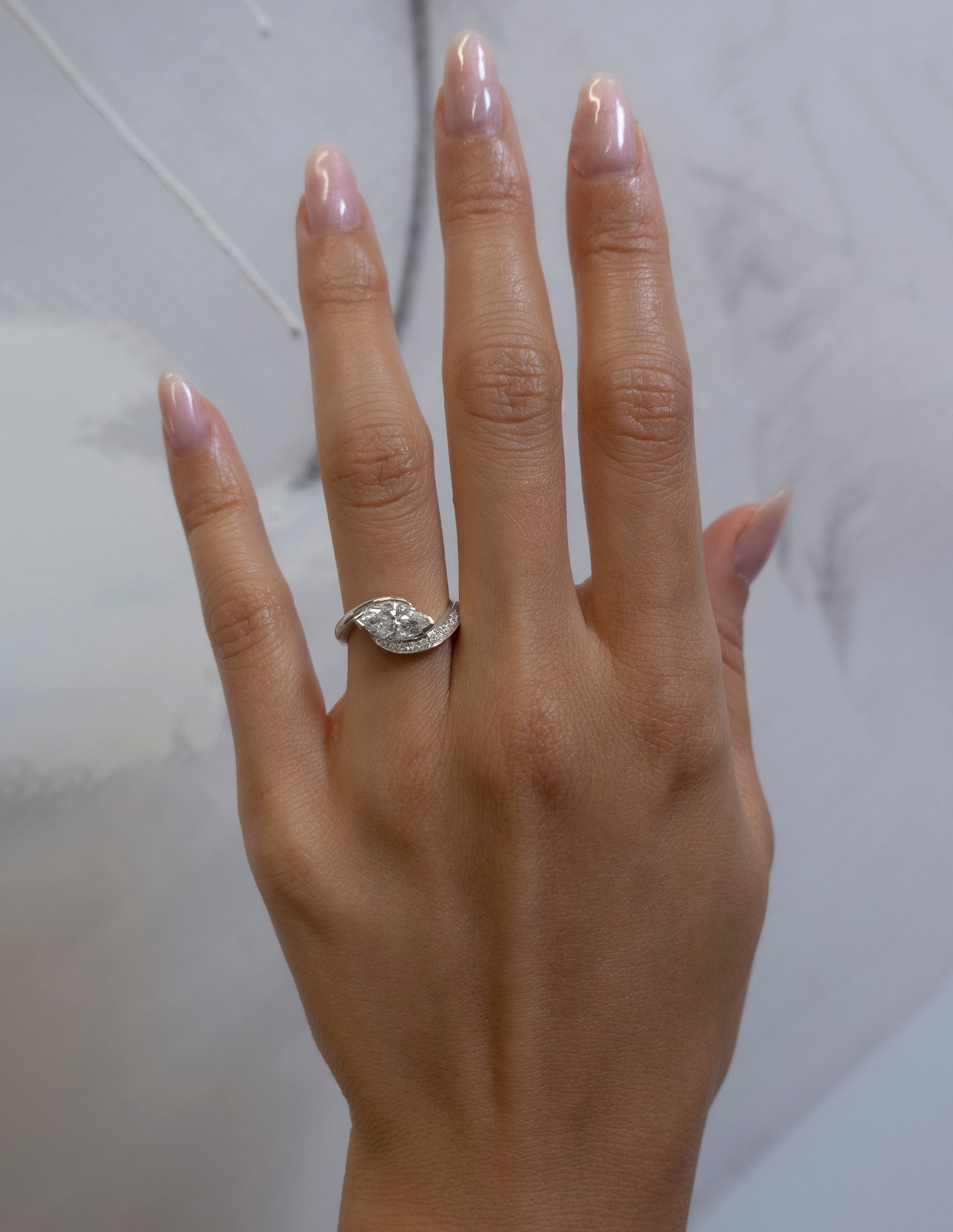 Solitaire-Oval Lab Grown Diamond Engagement Ring