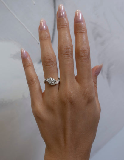 Solitaire-Oval Lab Grown Diamond Engagement Ring