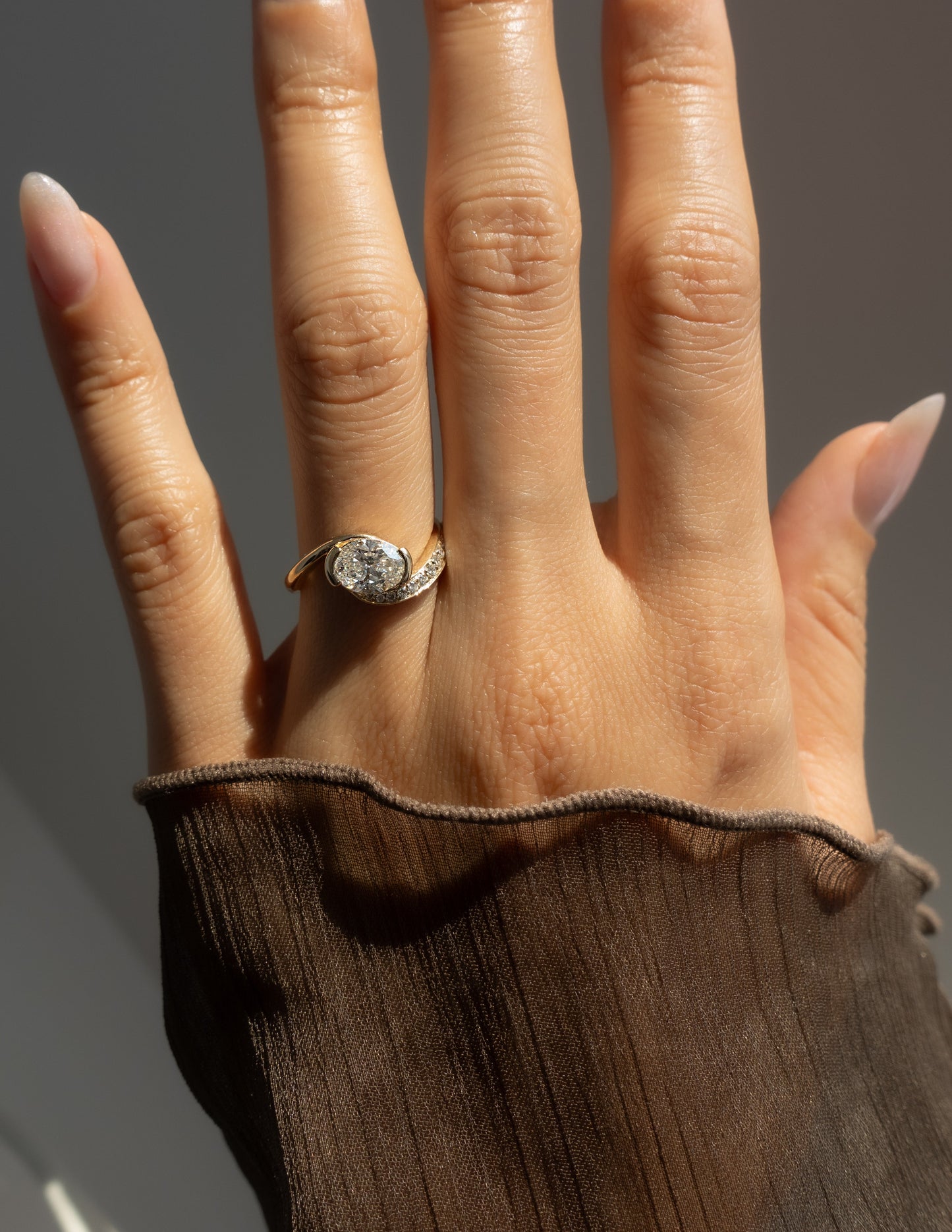 Solitaire-Oval Lab Grown Diamond Engagement Ring