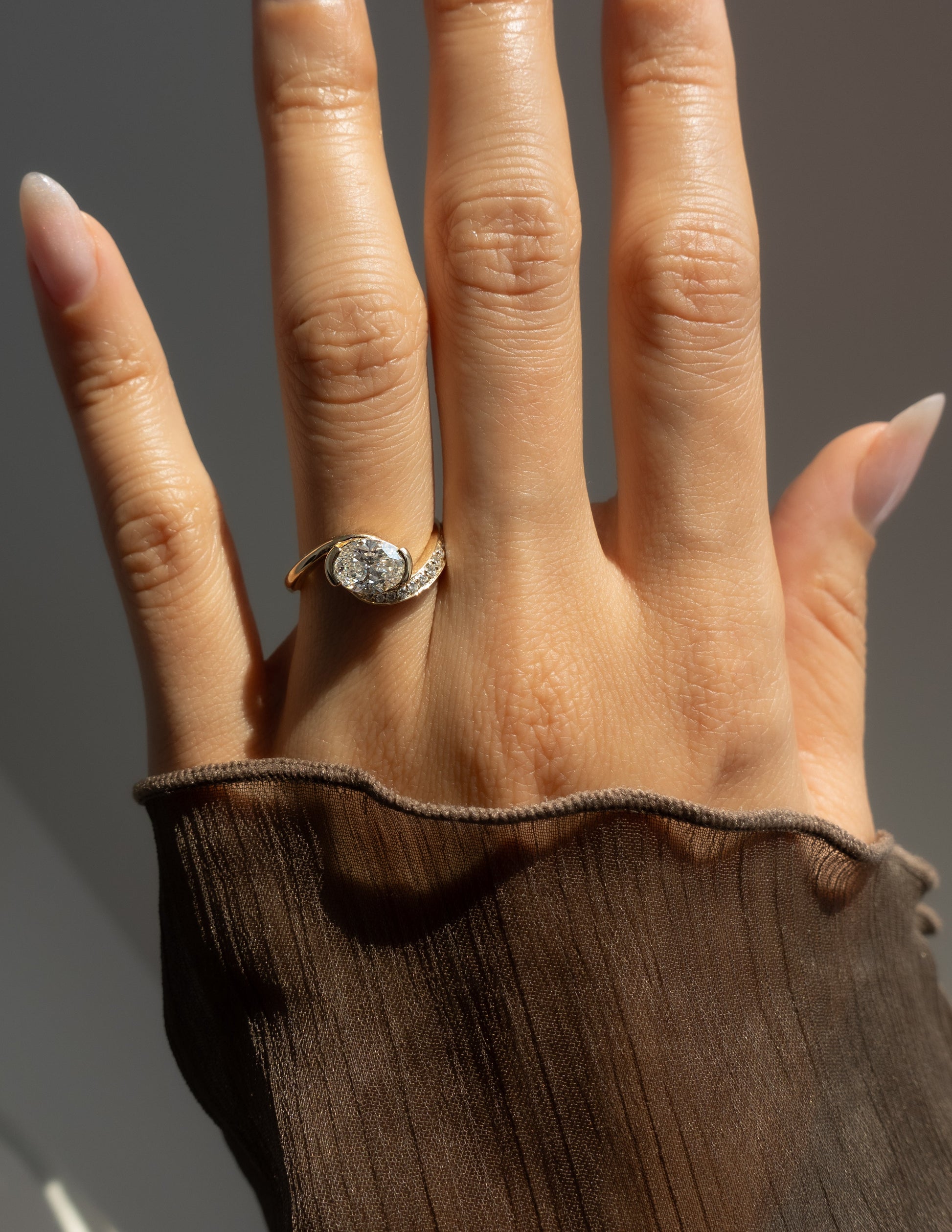 Solitaire-Oval Lab Grown Diamond Engagement Ring