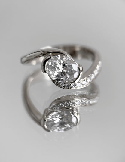 Solitaire-Oval Lab Grown Diamond Engagement Ring