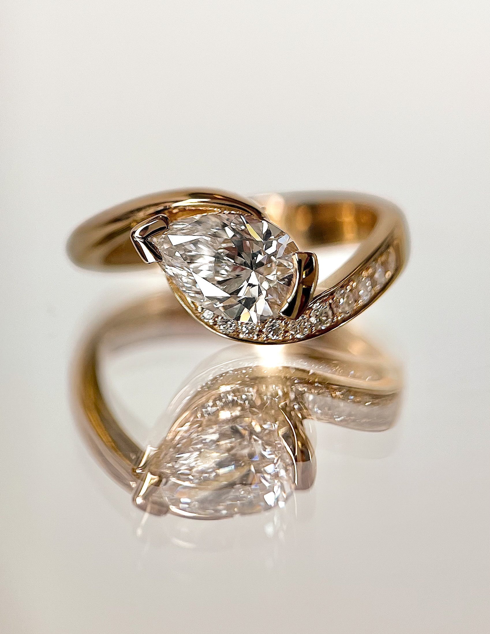 Solitaire-Oval Lab Grown Diamond Engagement Ring