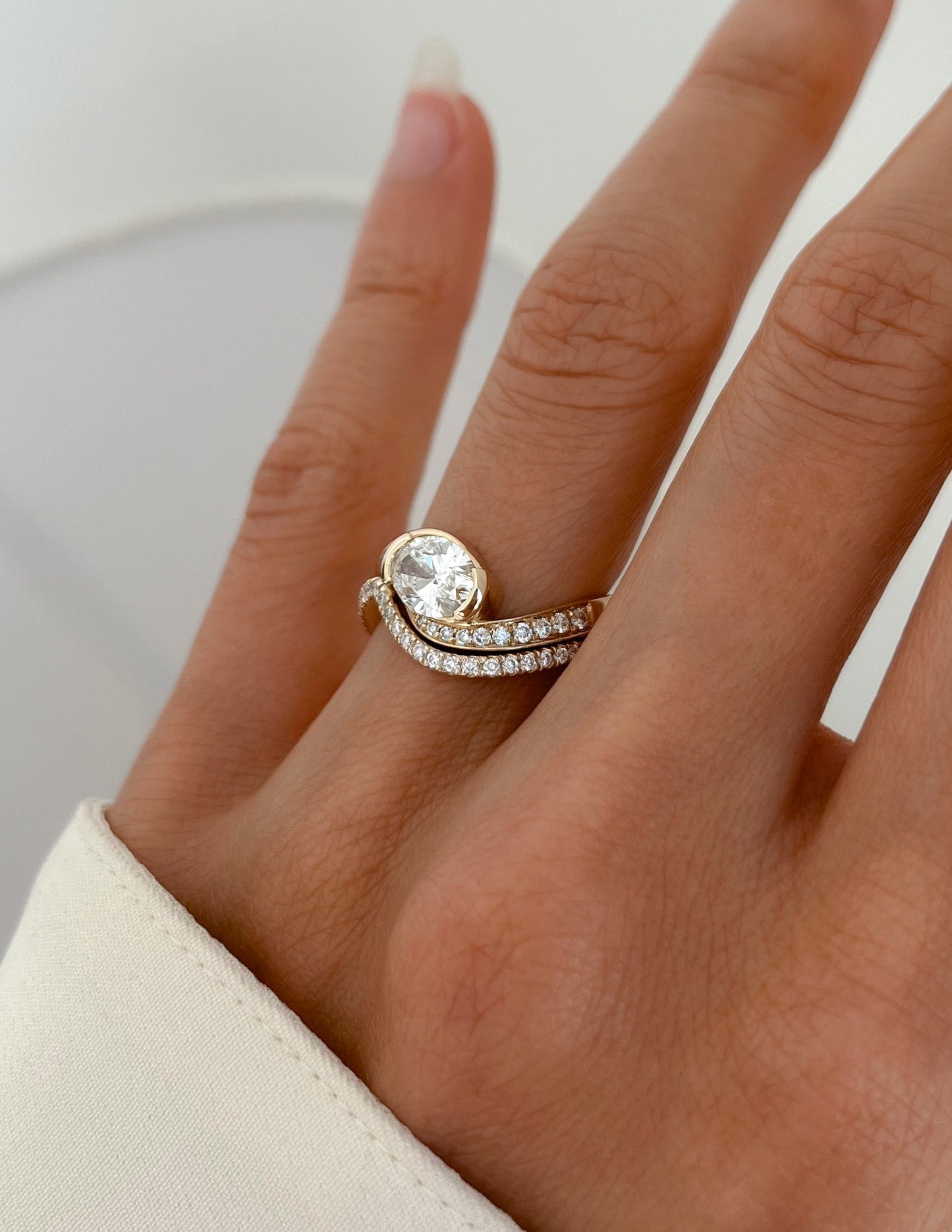 Solitaire Rapture & Pave Band- Oval Lab Grown Diamond Bridal Set
