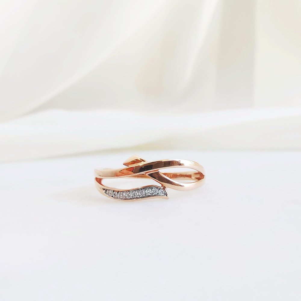 0.03 TCW Round Lab-Grown Diamond Criss Cross Pave Rose Gold Wedding Band