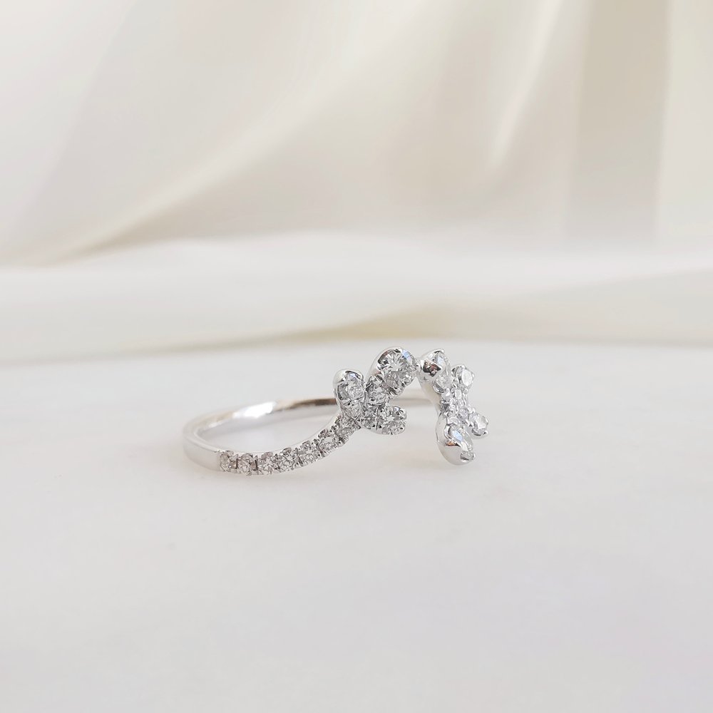 Exquisite 0.41 TCW Round Lab-Grown Diamond Floral Wedding Band 2