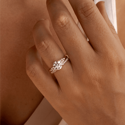 Solitaire-Oval Lab Grown Diamond Engagement Ring