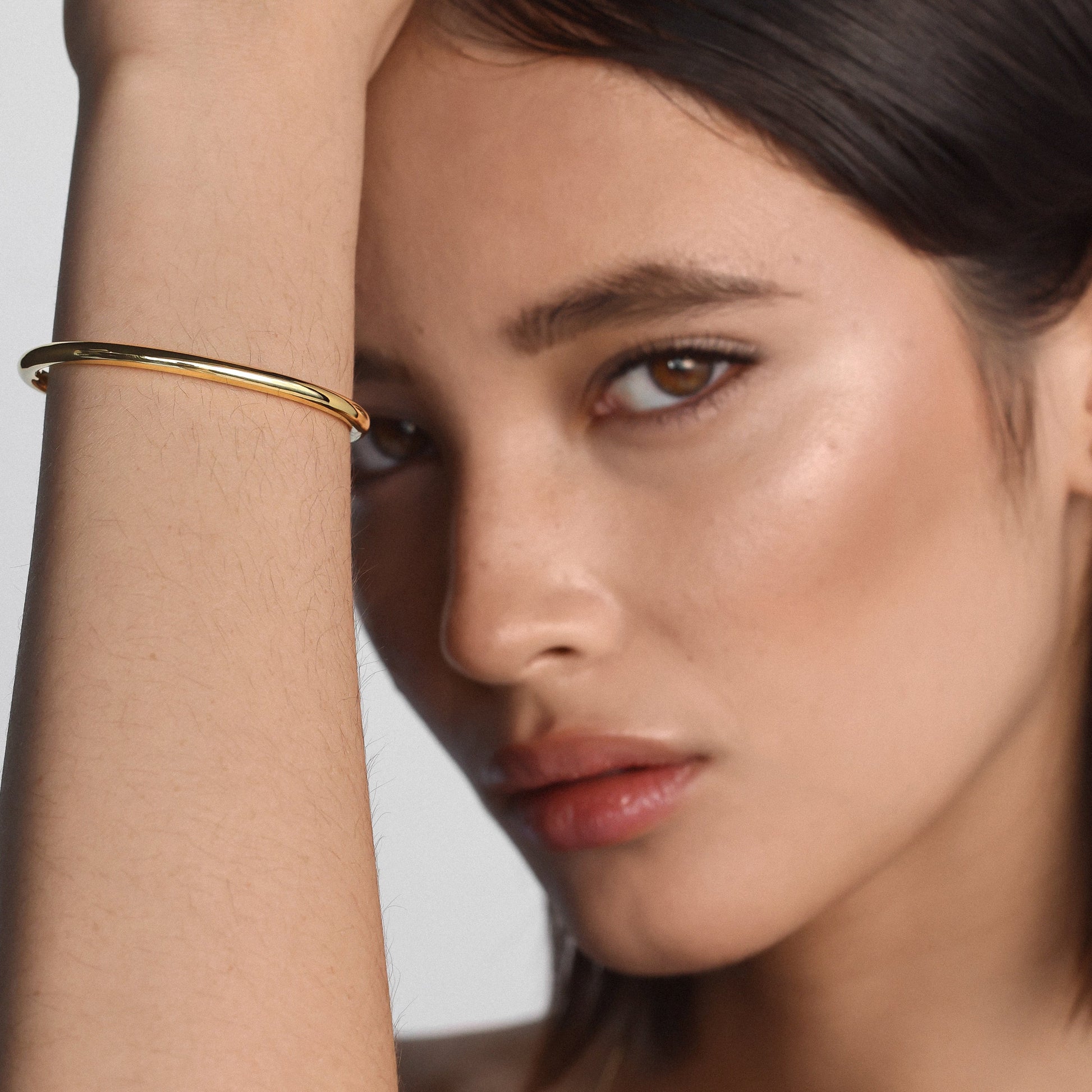 Elegant Gold Open Cuff Bracelet 3