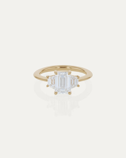 Solitaire-Oval Lab Grown Diamond Engagement Ring
