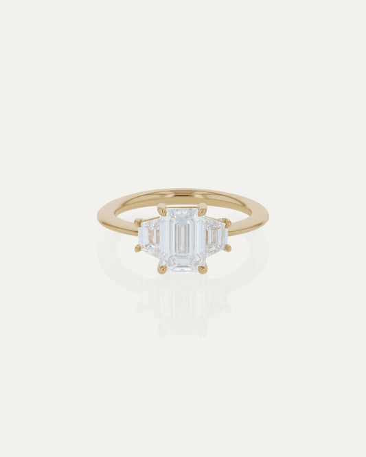 Solitaire-Oval Lab Grown Diamond Engagement Ring