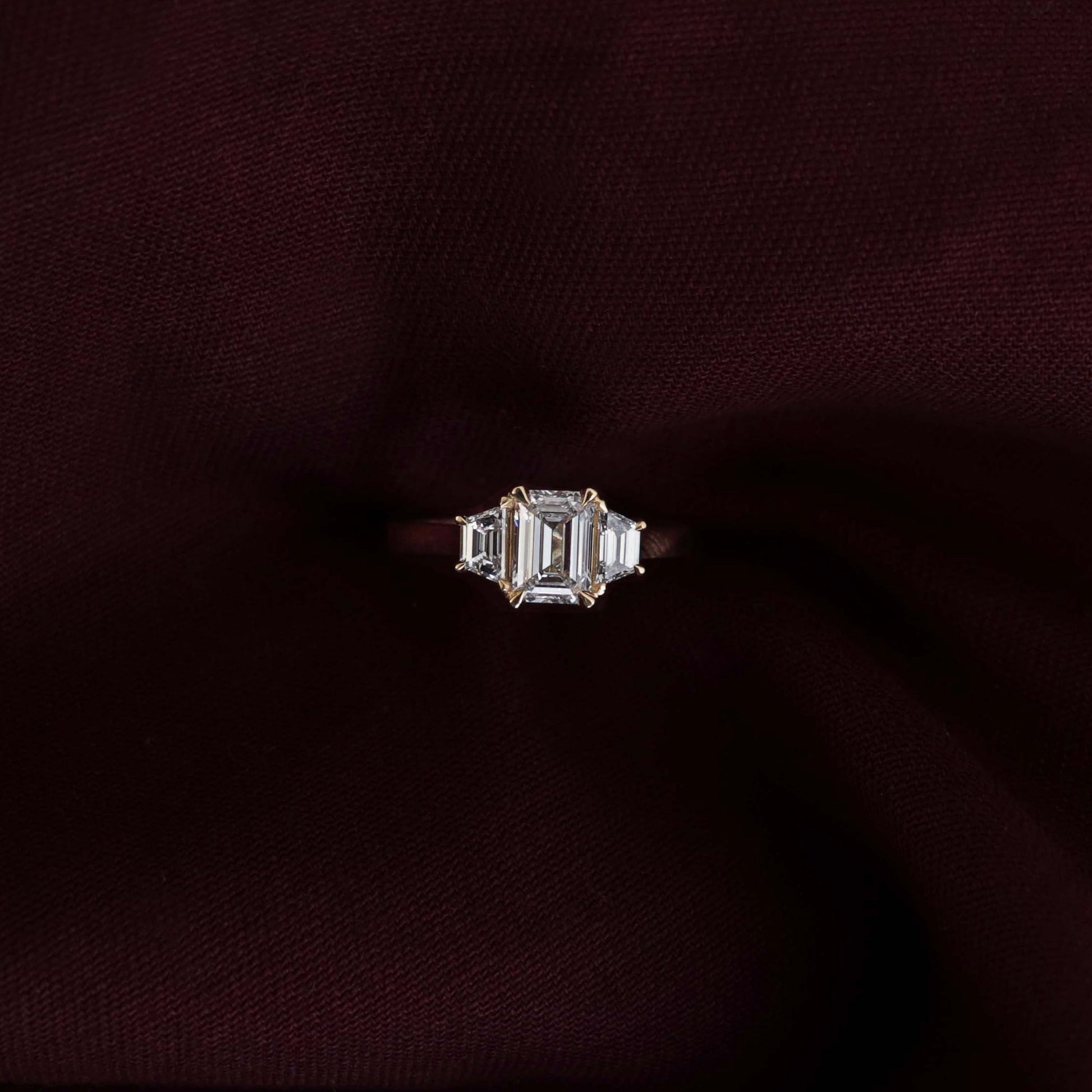Solitaire-Oval Lab Grown Diamond Engagement Ring