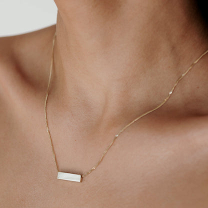 Elegant Personalized Gold Bar Pendant Necklace 2
