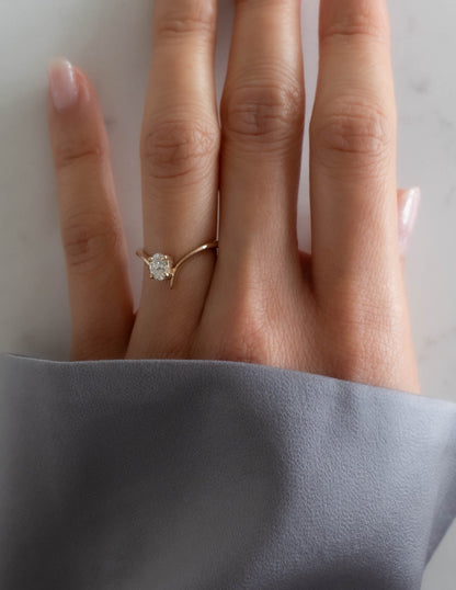 Solitaire-Oval Lab Grown Diamond Engagement Ring
