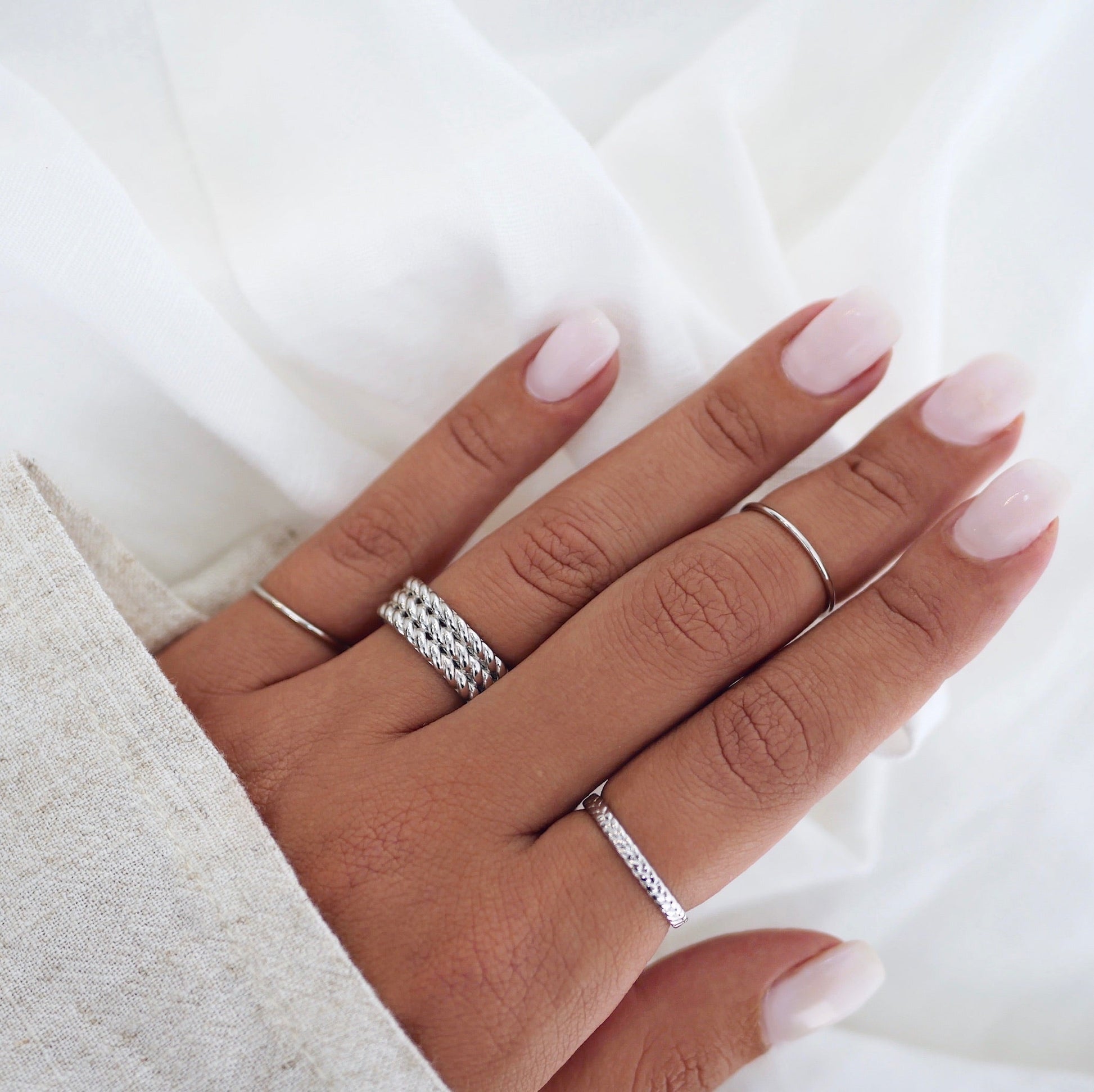 Timeless Braided Elegance Wedding Band 2