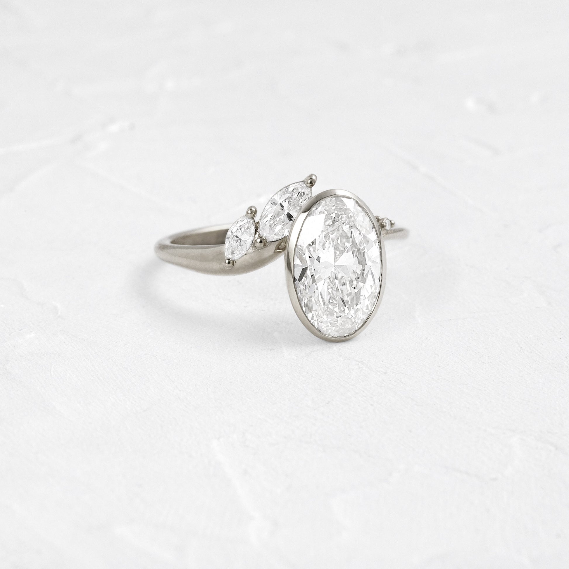 Bezel Dainty Style-Oval Lab Grown Diamond Engagement Ring