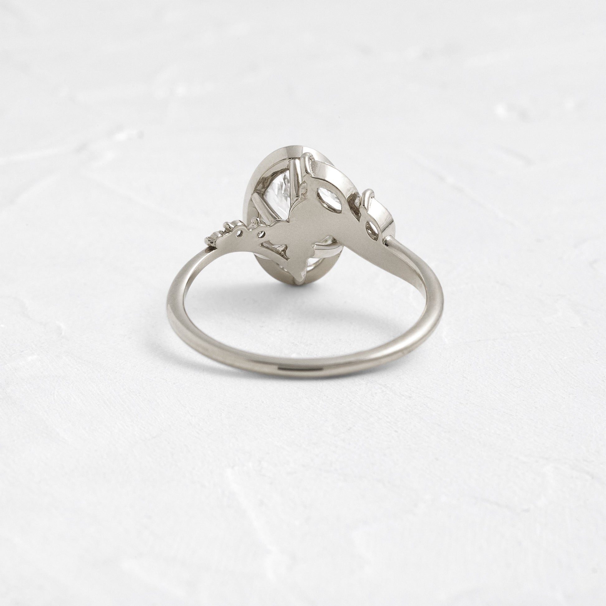 Bezel Dainty Style-Oval Lab Grown Diamond Engagement Ring