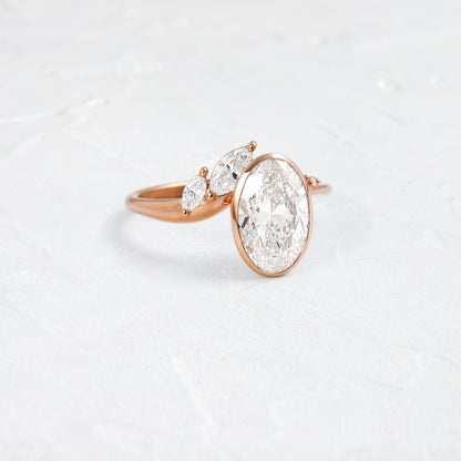 Solitaire-Oval Lab Grown Diamond Engagement Ring