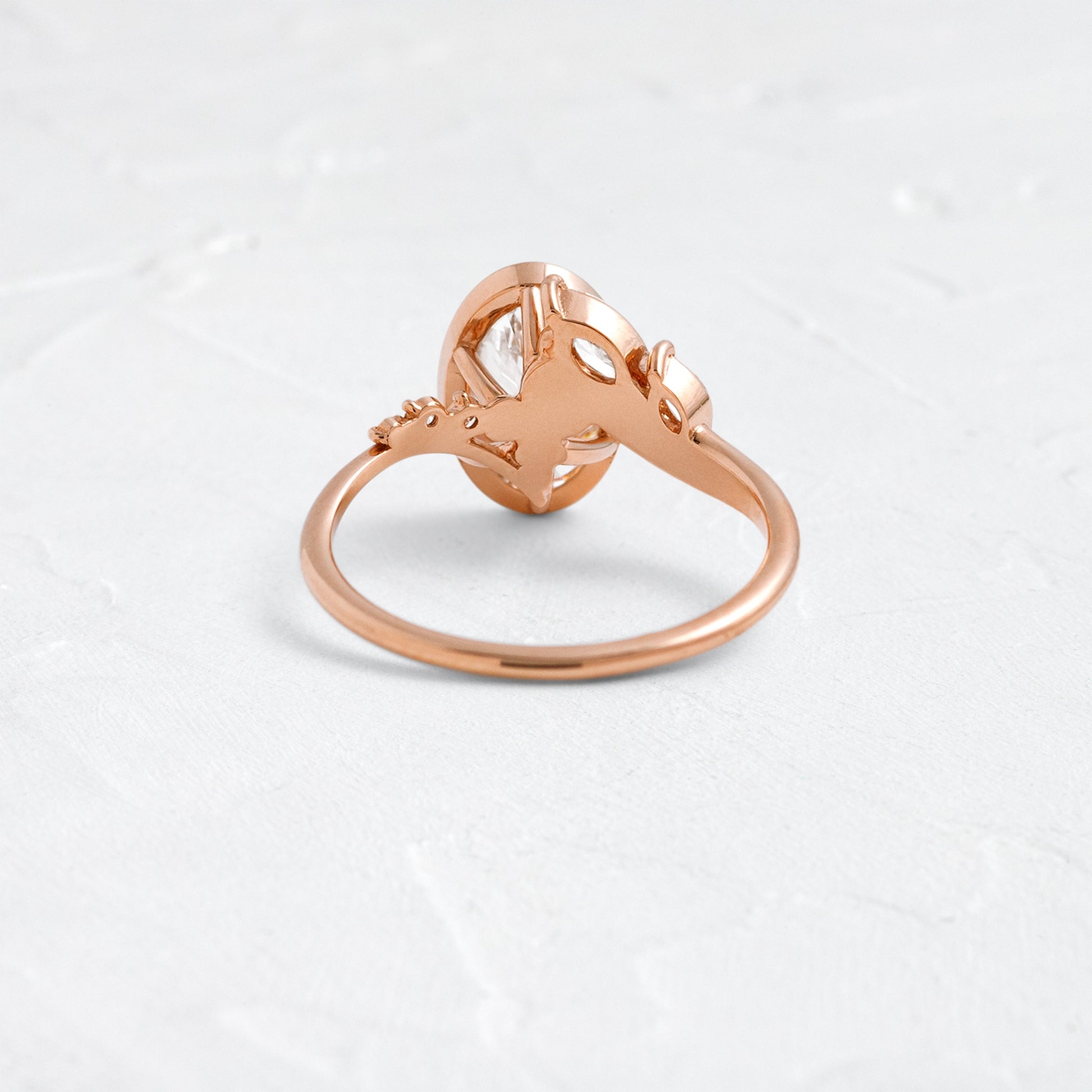 Bezel Dainty Style-Oval Lab Grown Diamond Engagement Ring