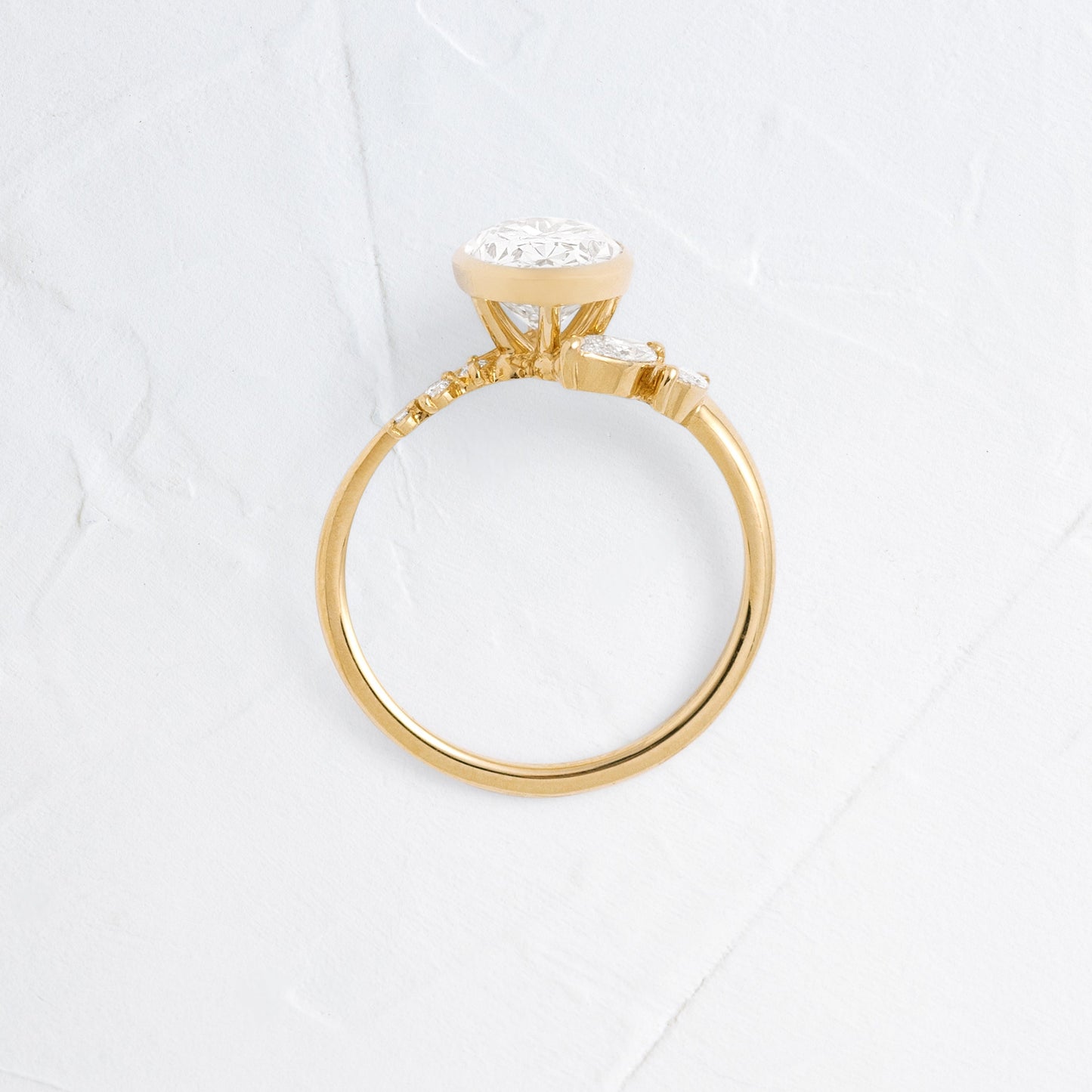 Bezel Dainty Style-Oval Lab Grown Diamond Engagement Ring