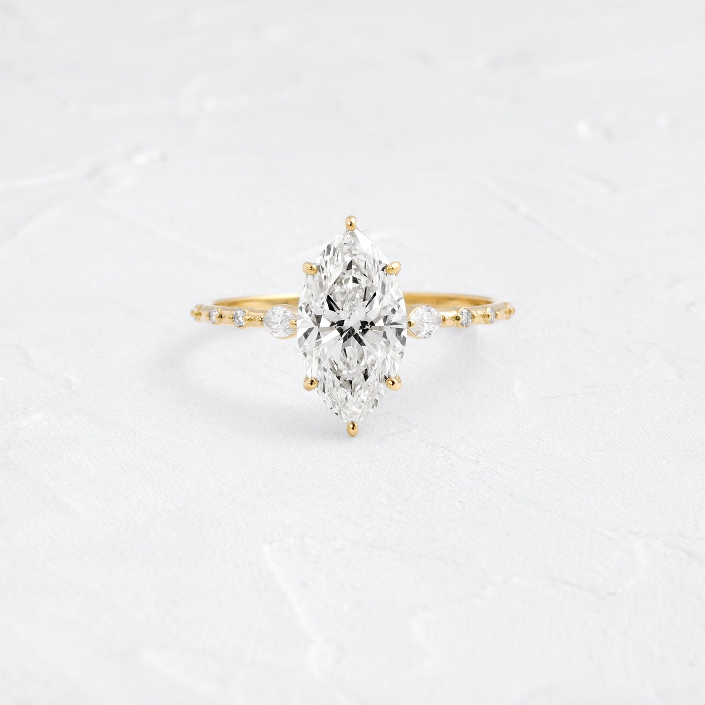 Solitaire-Oval Lab Grown Diamond Engagement Ring