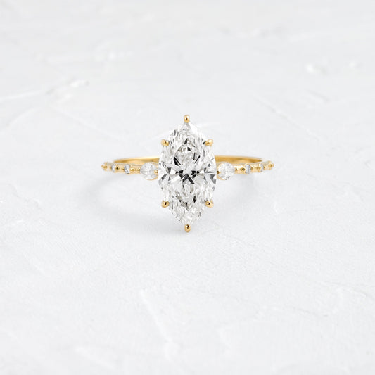 Solitaire-Oval Lab Grown Diamond Engagement Ring